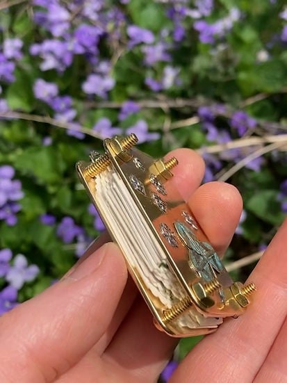 FloraLock™ Micro Press — Preserve Fragile Flowers Easily
