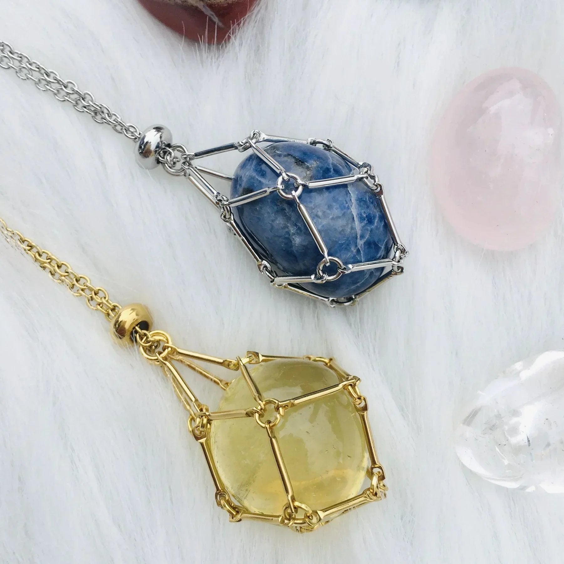 AuraPulse™ Necklace – Experience Daily Calmness, Confidence, and Magnetic Energy