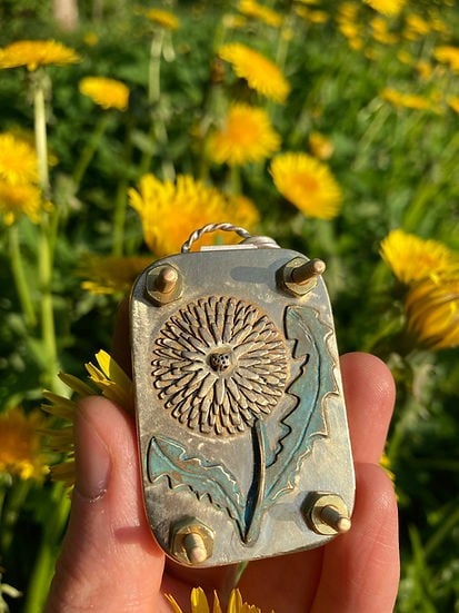 FloraLock™ Micro Press — Preserve Fragile Flowers Easily