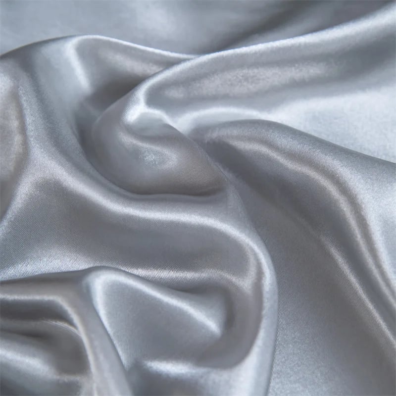 SilkDream™ — Cool Sleep and Radiant Wake-Up Every Morning