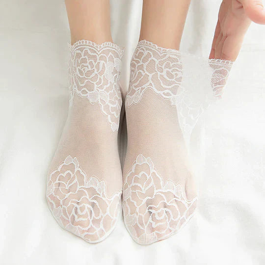 VeloraLace™ — Step into All-Day Comfort and Effortless Elegance