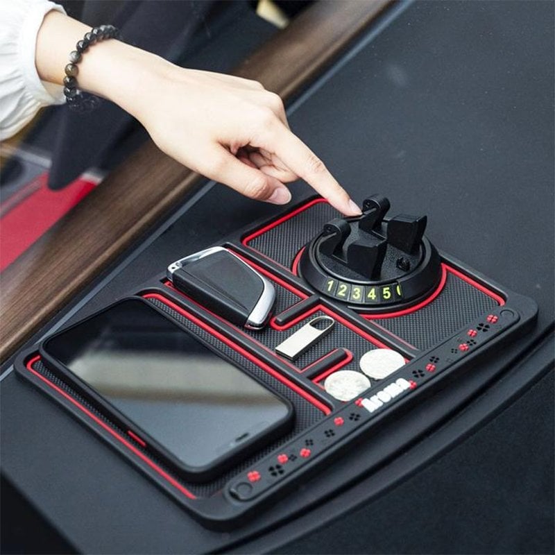 GripMatic™ – Ensures your phone stays secure, preventing sliding and distractions while Driving